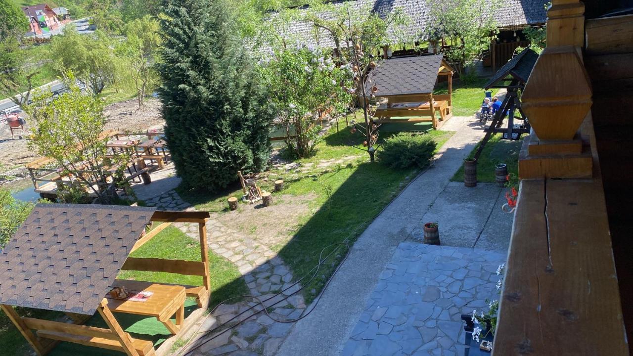 Pensiune Pastravarie La Pintea Haiducu Deseşti Eksteriør bilde